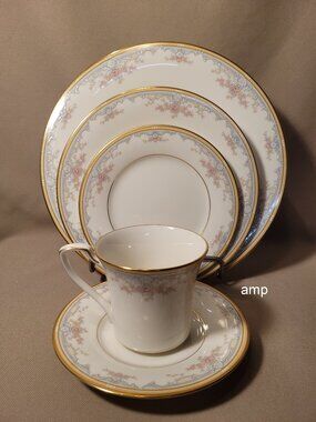 Noritake Edgewater 7728 (5 Piece) Place Setting EXCELLENT!